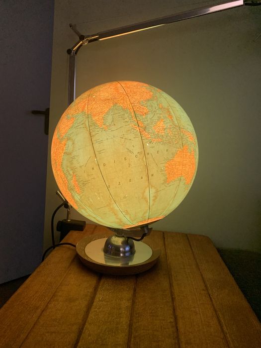 Стъклен глобус / JRO Verlag / 50-те