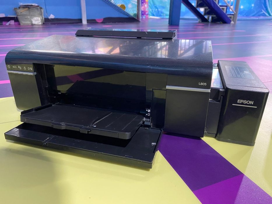 Epson l805  хороши состоянии