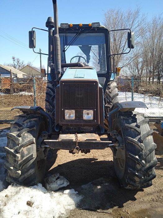 Трактор 1221 в хорошем состояний