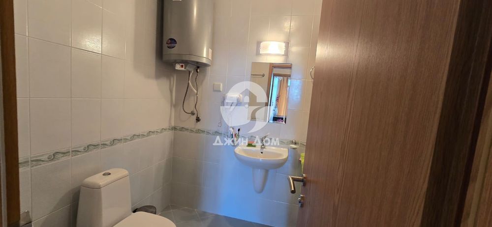 Просторен тристаен апартамент с ГЛЕДКА МОРЕ в к-с „Винеярдс“, гр. Ахе