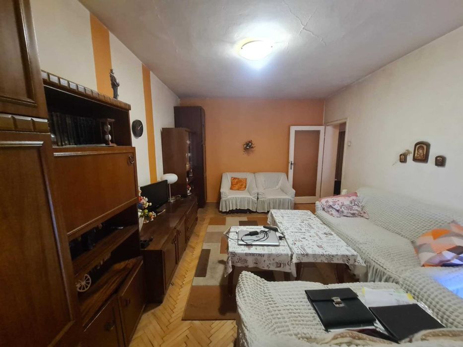 Продава се Двустаен апартамент в Хасково, Възраждане - 65 кв.м за 746 €/кв.м - Снимка #1