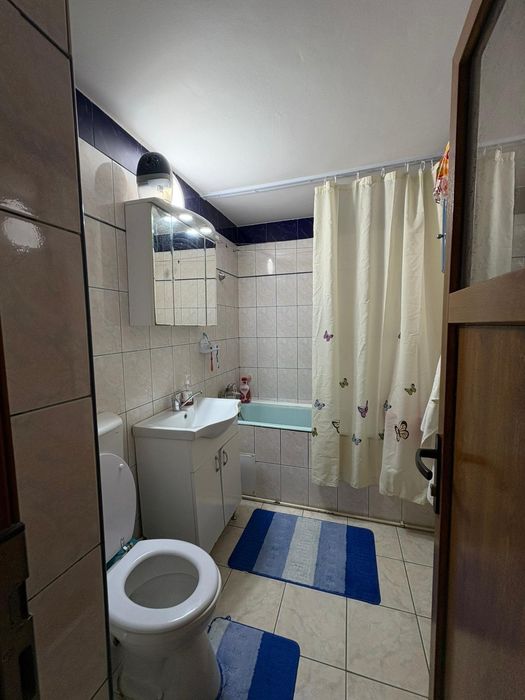 Vând apartament 3 camere decomandat