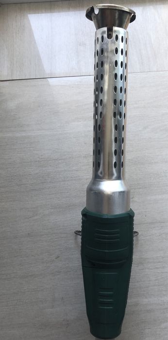 Foarfeca pentru tuns si arzator buruieni