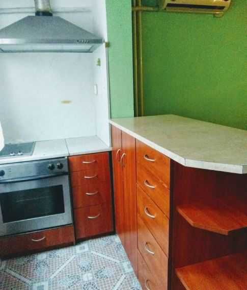 Дава се под наем Тристаен апартамент в Бургас, Славейков - 80 кв.м за 200 € - Снимка #3