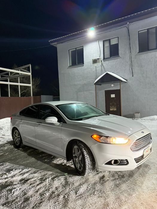 Ford Fusion 2015, 2.5 л, седан срочно