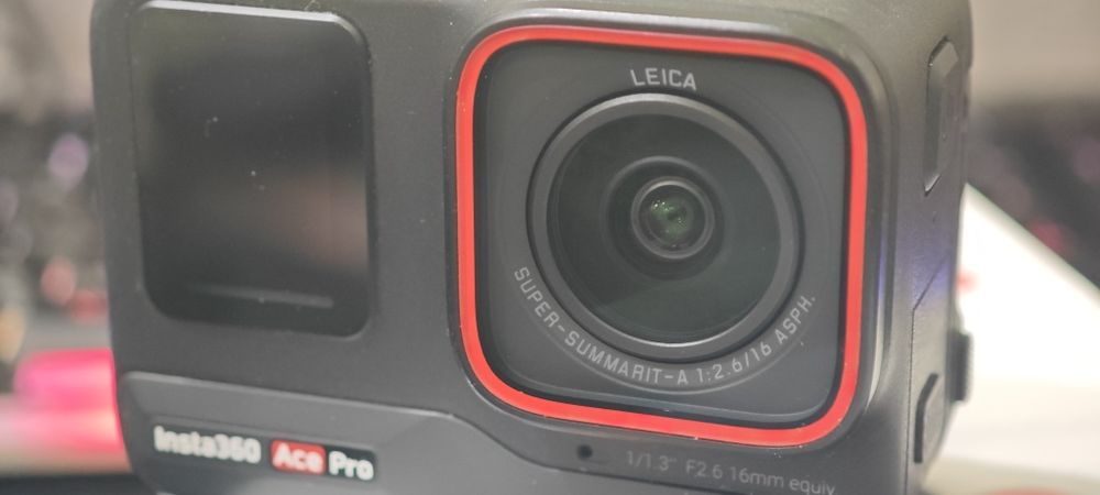 Insta360 Ace Pro, полный комплект