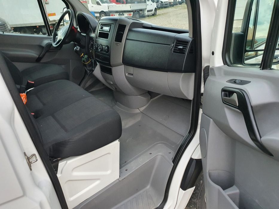 Wv Crafter Basculabil 3parti [Mercedes, Iveco]