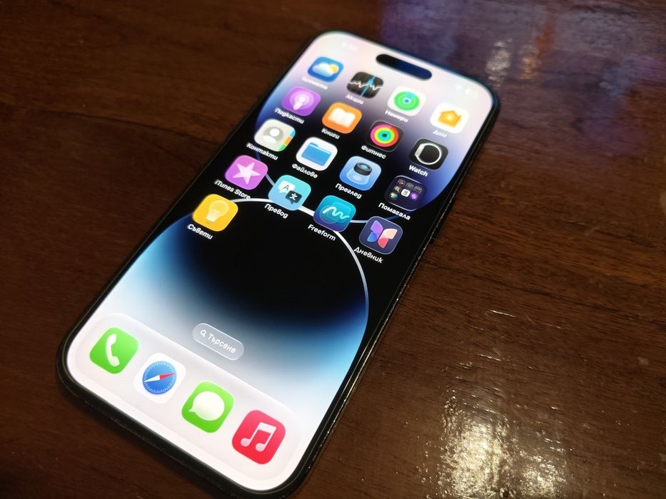 Продавам Iphone 14 pro