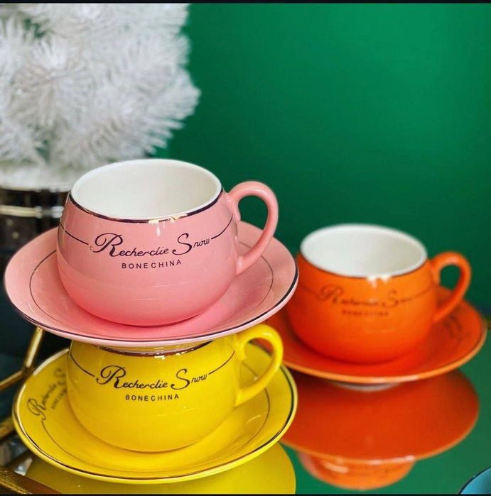 чашкa chashka. tarelka etojerka. 6dona 3hil rangi bor