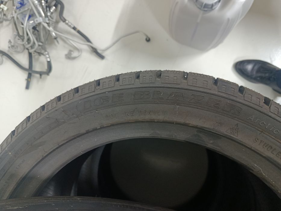 Балон 225/45/R17