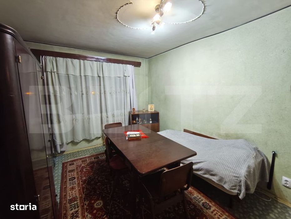 Apartament 3 camere la etajul 1 renovabil in Nufarul