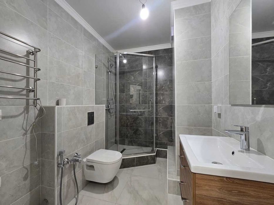 Продам 1 ком квартиру Варламова 27В