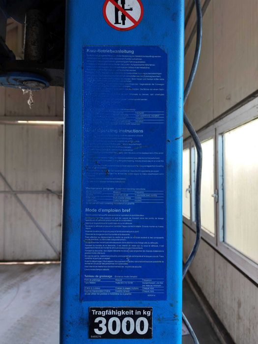 De vanzare elevator de masini si alice de sablare