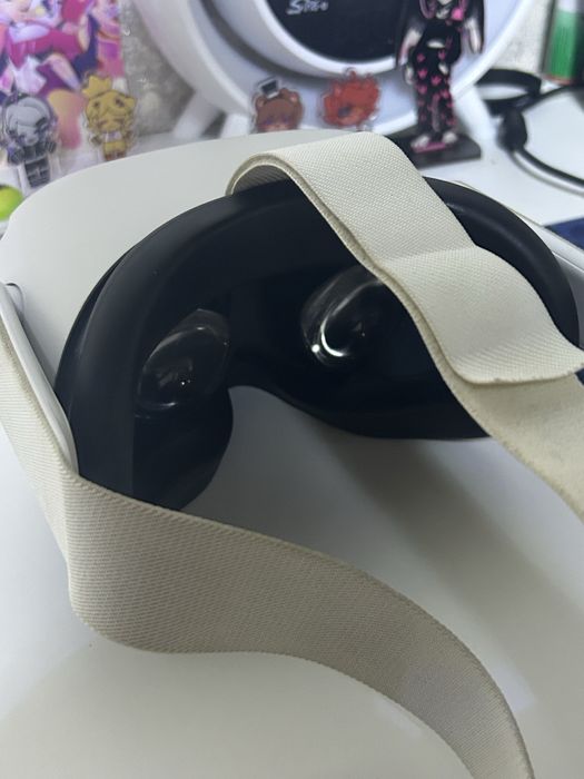 Продам Meta oculus quest 2