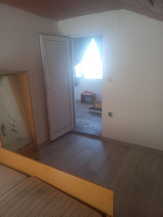 Дава се под наем Къща в Варна, м-т Зеленика - 125 кв.м за 790 € - Снимка #4