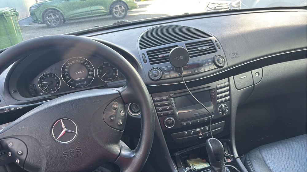 MERCEDES-BENZ E-Class 0 — imagine 4