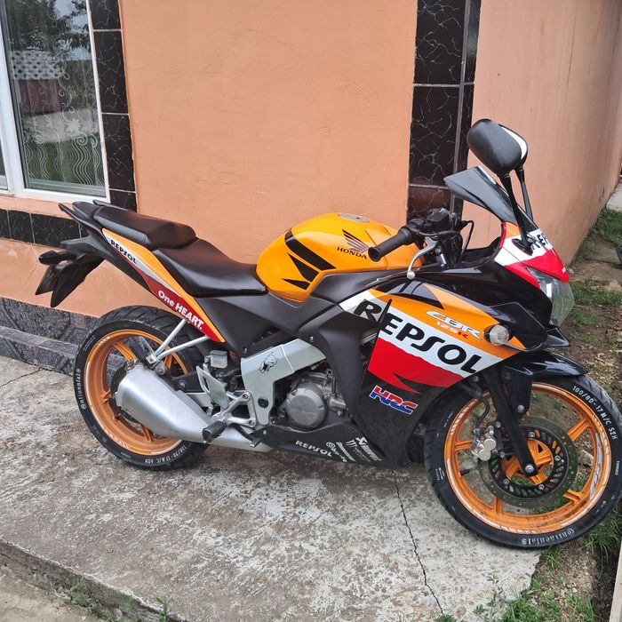 HONDA CBR 125 2012 Repsol