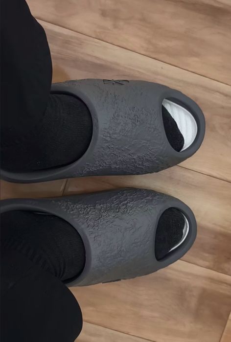 Lining lunar rock us 11/45 eu size