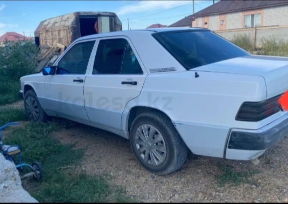 Продам мерседес 190
