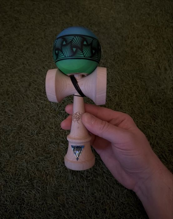 Kendama slaydawg x tama israel