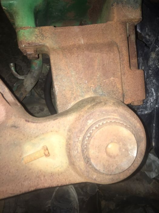 Brat oscillant echipament ridicare john deer 7800