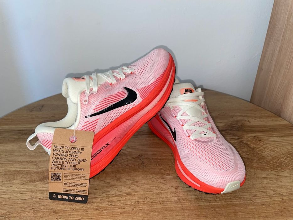 Adidași NIKE Vomero 18 nr 38,5