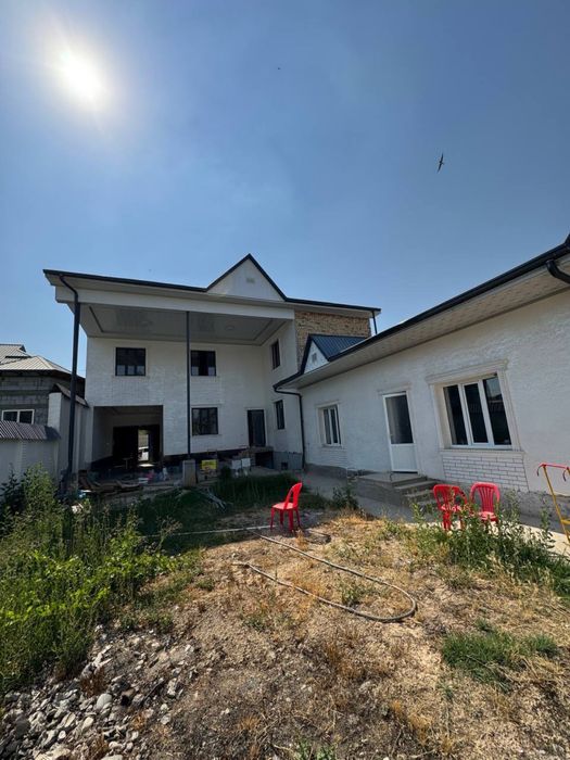 СРОЧНО !! Евро дом 4 соток, трехуровневый дом с 7 комнатами