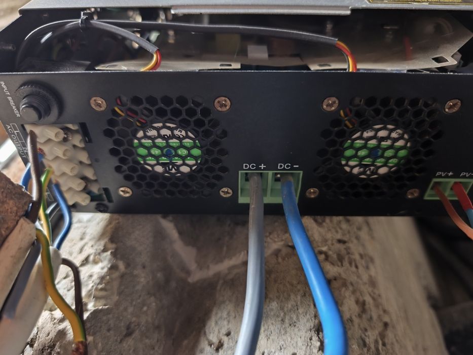 Invertor solar offgrid Alien 12V/ 1000W