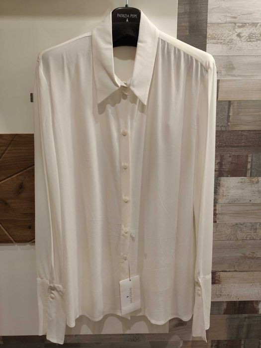 Нова бяла риза Патриция Пепе