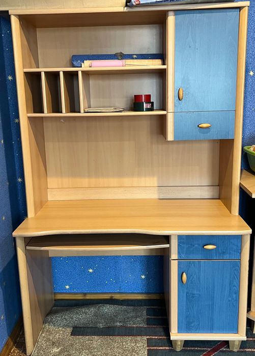 Стол письменный и компьютерный