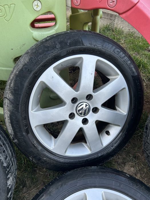 Vând set 4 jante aliaj originale Volkswagen