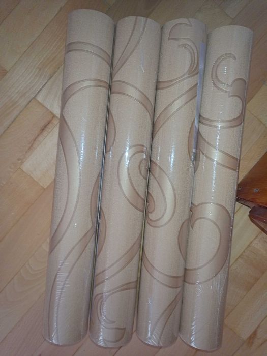 Тапети, тежък винил, златисти с флорални мотиви