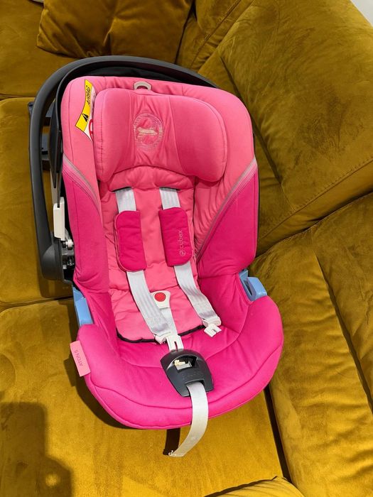 Cybex Aton 5 столче за кола + база + адаптери за количка + комарник