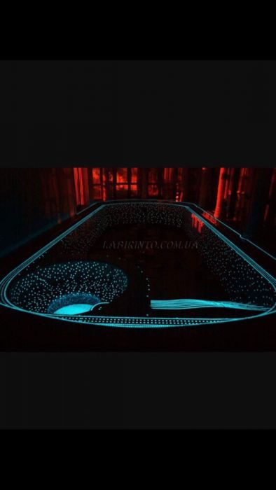 майолика, мозаика - светящиеся в темноте.