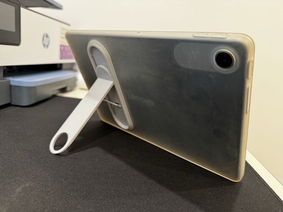 Tableta Lenovo Tab TB311FU + Clear Case cadou