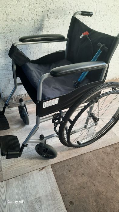 Продам коляску инвалидную