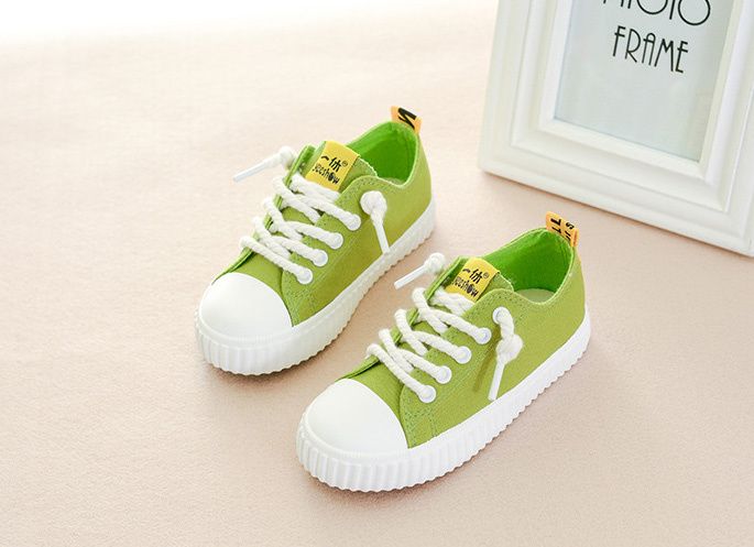 Tenisi pentru copii, marimile 31; 32; 33; 35