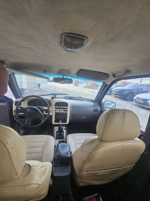 Продам машину KIA