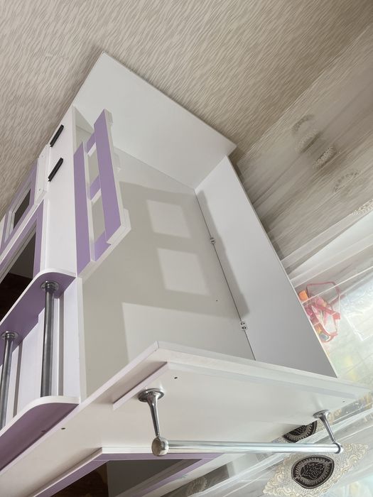 Продам двухъяросную кроват