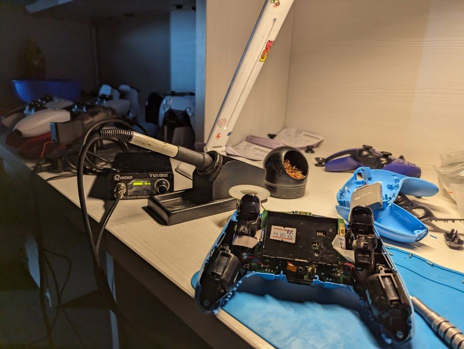 Ремонт геймпадов / джойстиков PS5