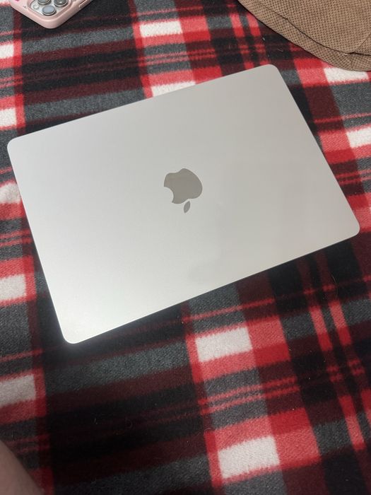 Macbook Air 13 M4 16/256
