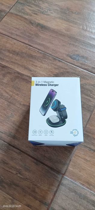 Încărcător Wireless 3 în 1 Qi Fast Charge 15W + cadou Tastatură Bluetooth pliabilă cu touchpad