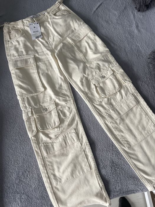 Pantaloni evazati bumbac Bershka