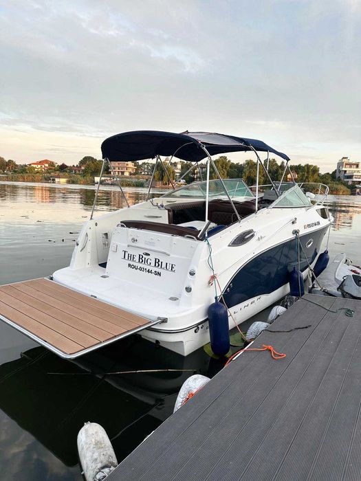 Ambarcatiune BAYLINER 245/255 SB an fabricatie 2009