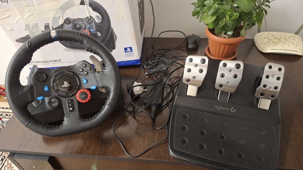 Игровой руль Logitech G29