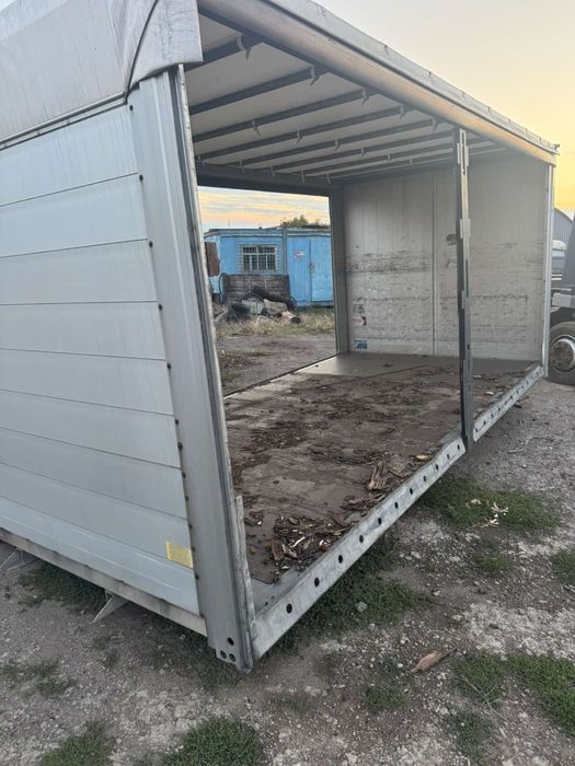 Продавам фургони