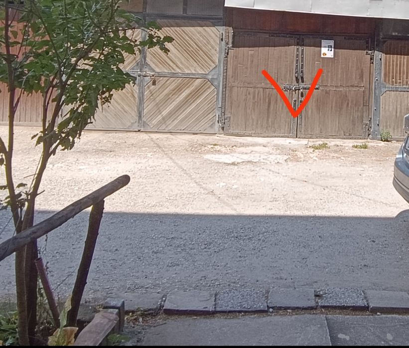 Продава се Гараж / Паркомясто в Добрич, Център - 15 кв.м за 544 €/кв.м - Снимка #1