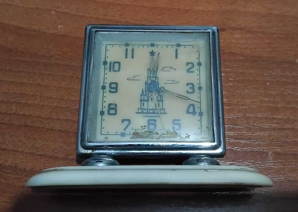 Продам Часы бриьву за 3000тг. Район Бурова