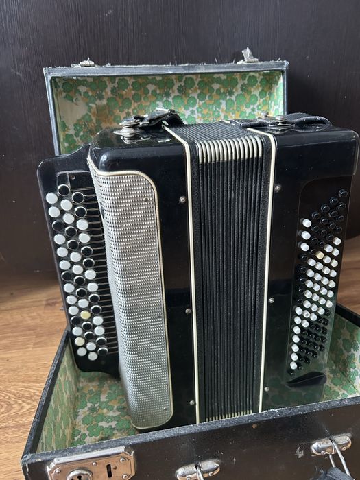 Продам Баян ВОСТОК