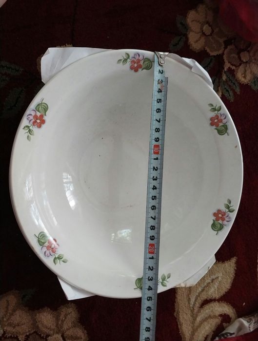 Чук,ур  чинни  тарелка